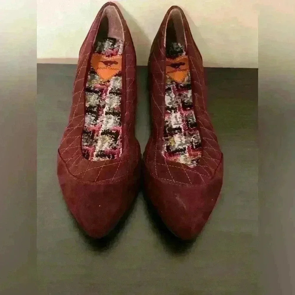 Rocket Dog Women's Quilted Burgundy Slip-On‎ Flats Size 7.5